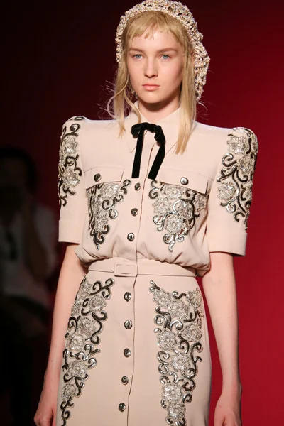 Look 54